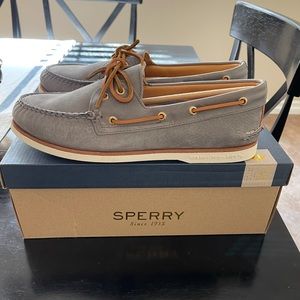 Men’s Authentic Gold Cup Boat Shoes